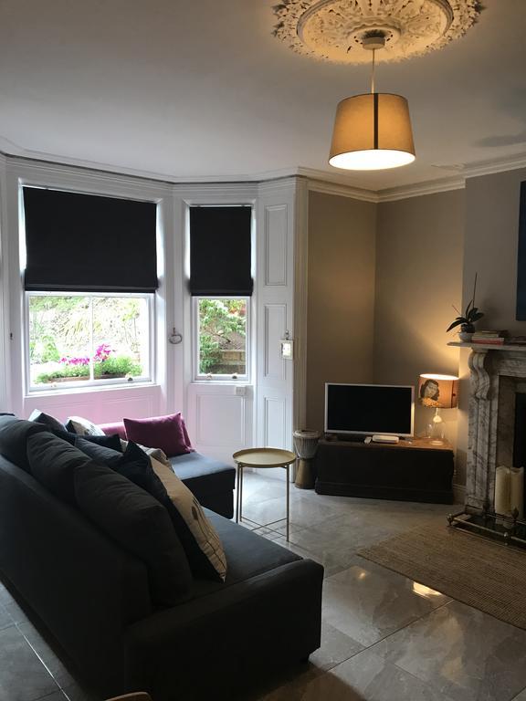 Claremount Apartment Bray Bagian luar foto